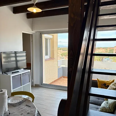 T3 Pour 5 Personnes A 50 M De La Parking Prive 5b2071b